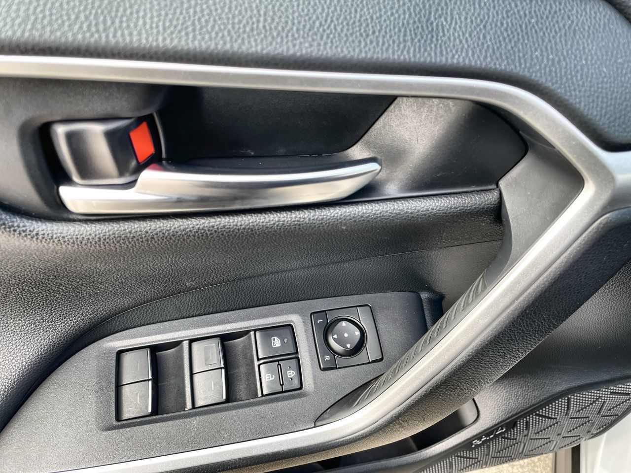 Toyota RAV4 Prime  2023 à Vancouver, Colombie-Britannique