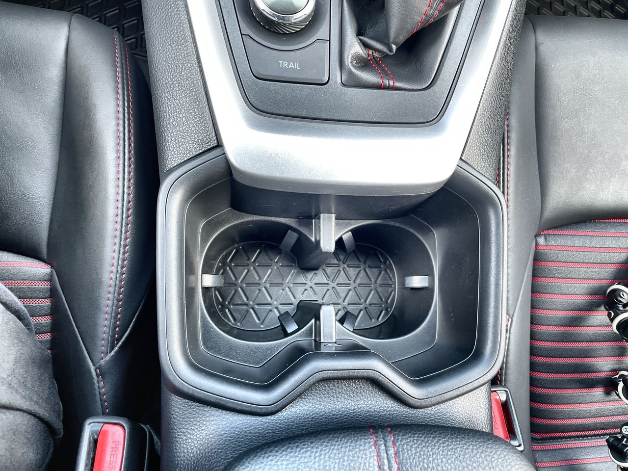 Toyota RAV4 Prime  2023 à Vancouver, Colombie-Britannique