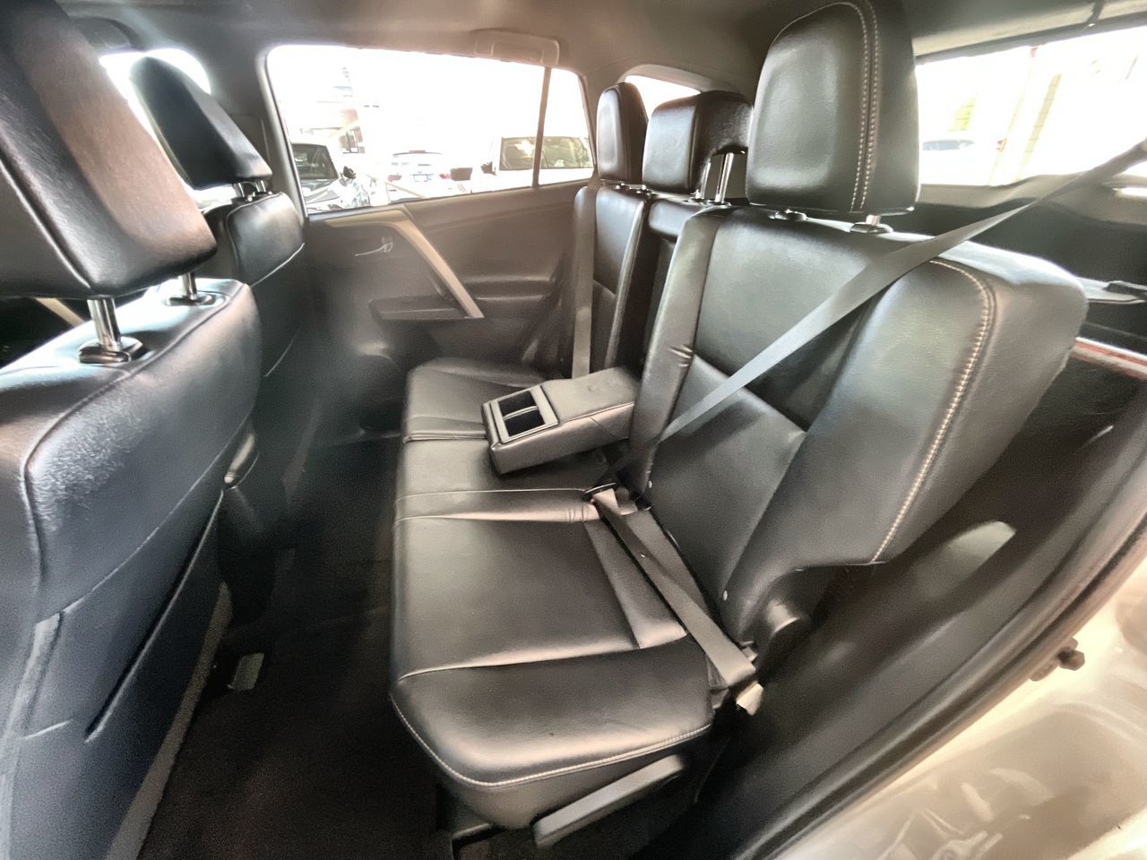 Toyota RAV4  2015 à Vancouver, Colombie-Britannique