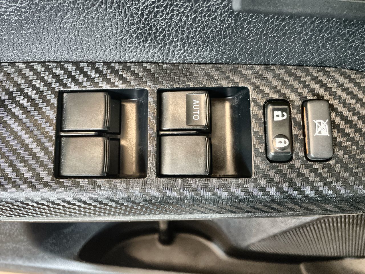 Toyota RAV4  2015 à Vancouver, Colombie-Britannique