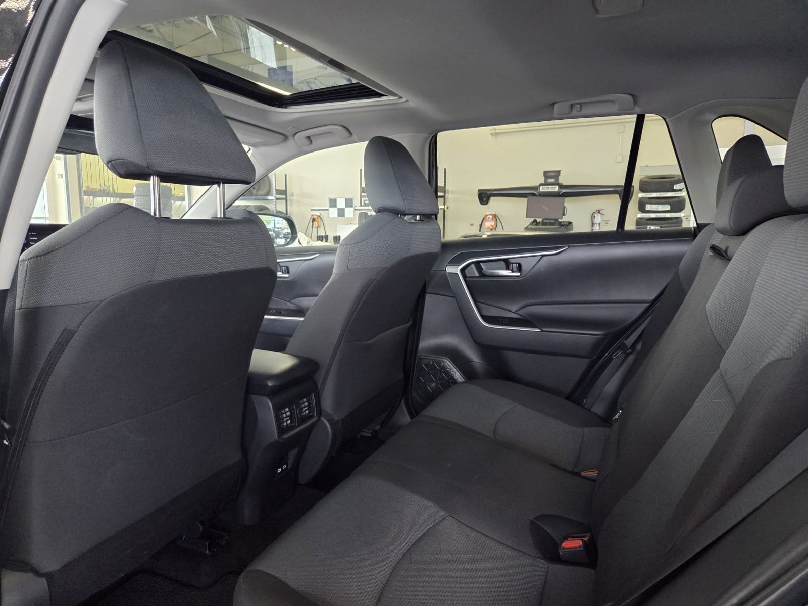 2025  RAV4