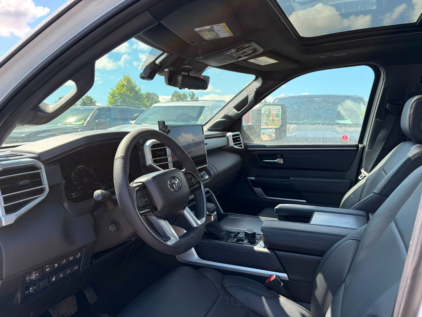 2024  Sequoia Hybrid
