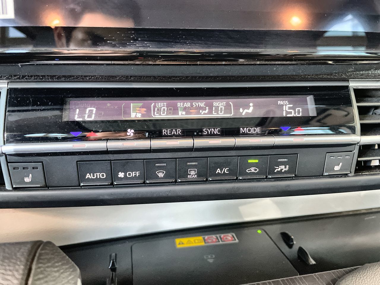 2025 Toyota Sienna Hybrid