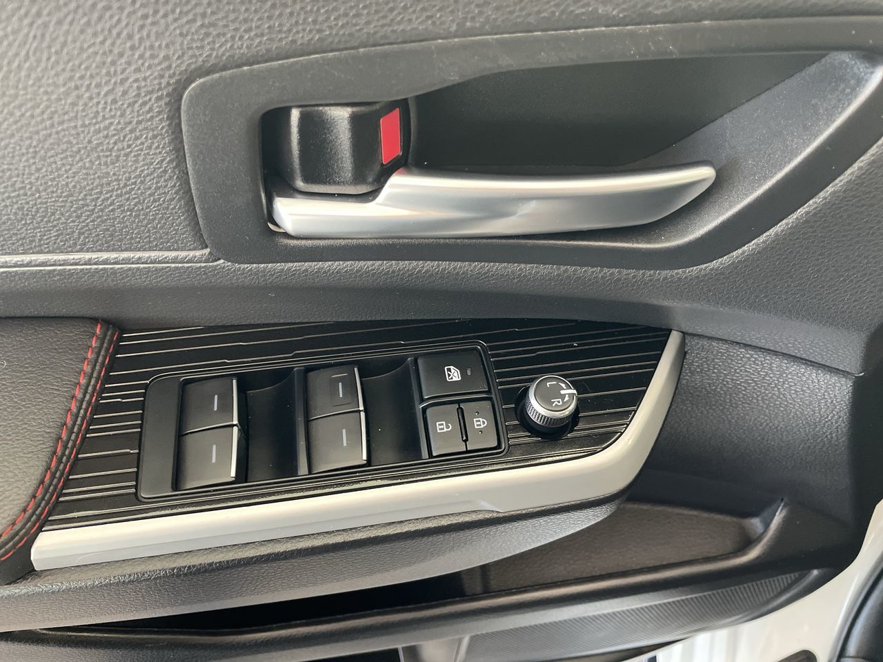 2025  Sienna Hybrid