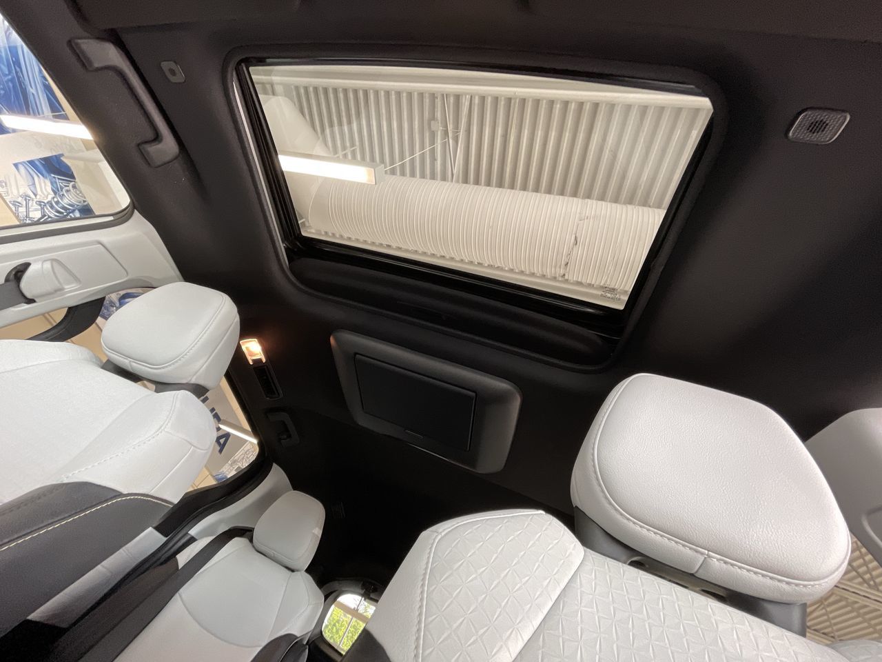 2025 Toyota Sienna Hybrid