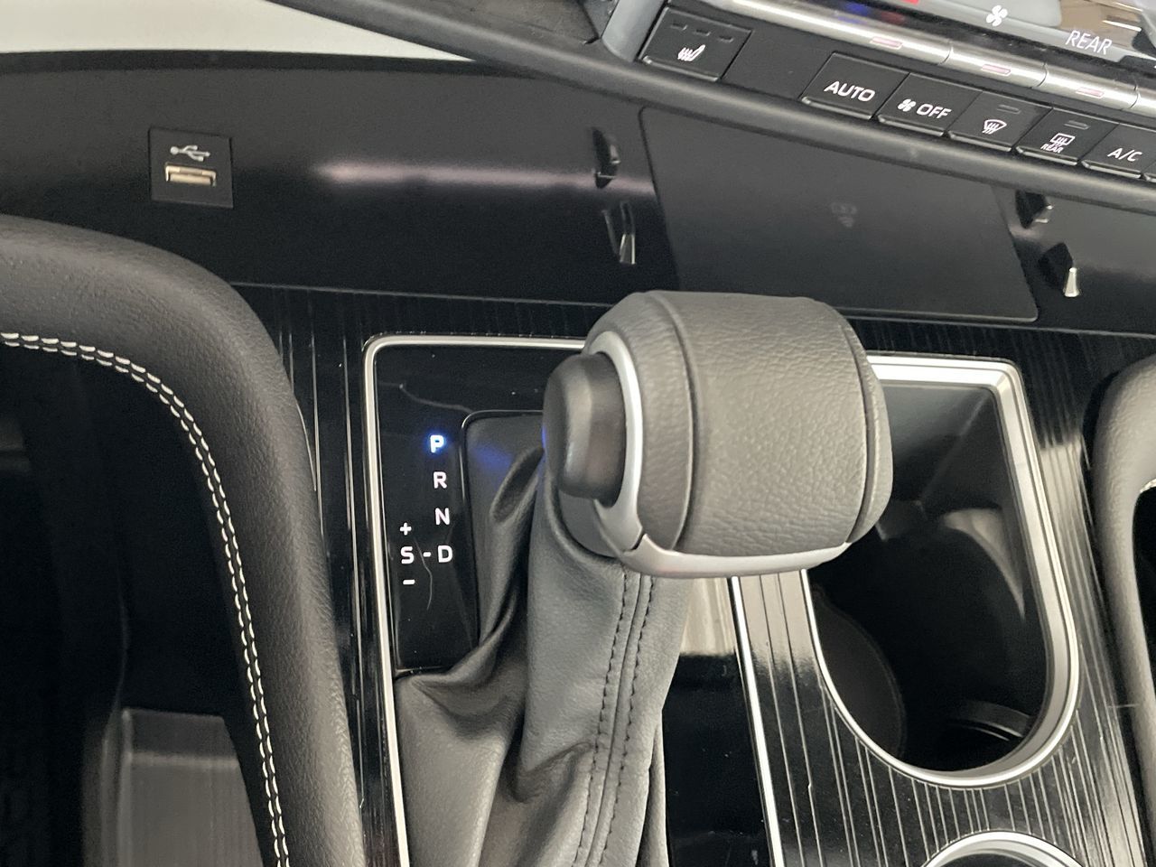 2025 Toyota Sienna Hybrid