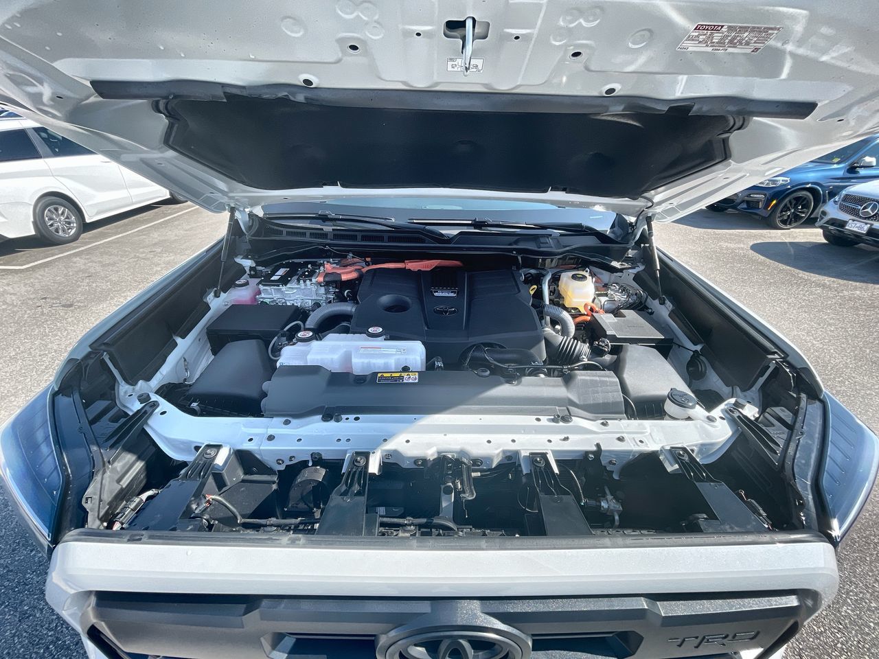 2025 Toyota TUNDRA HYBRID