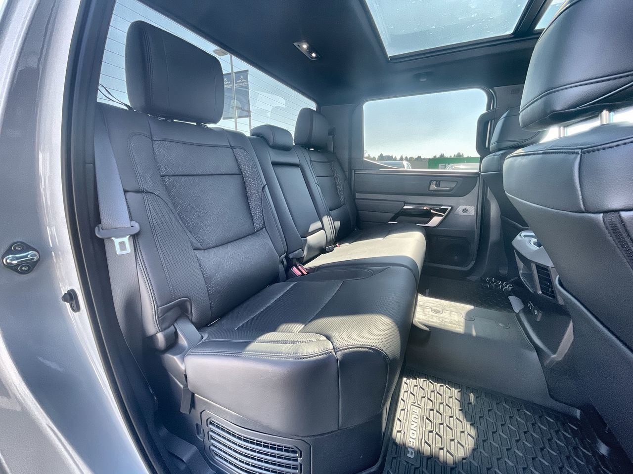 2025 Toyota TUNDRA HYBRID