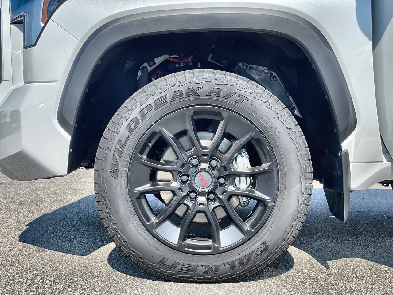 2025 Toyota TUNDRA HYBRID