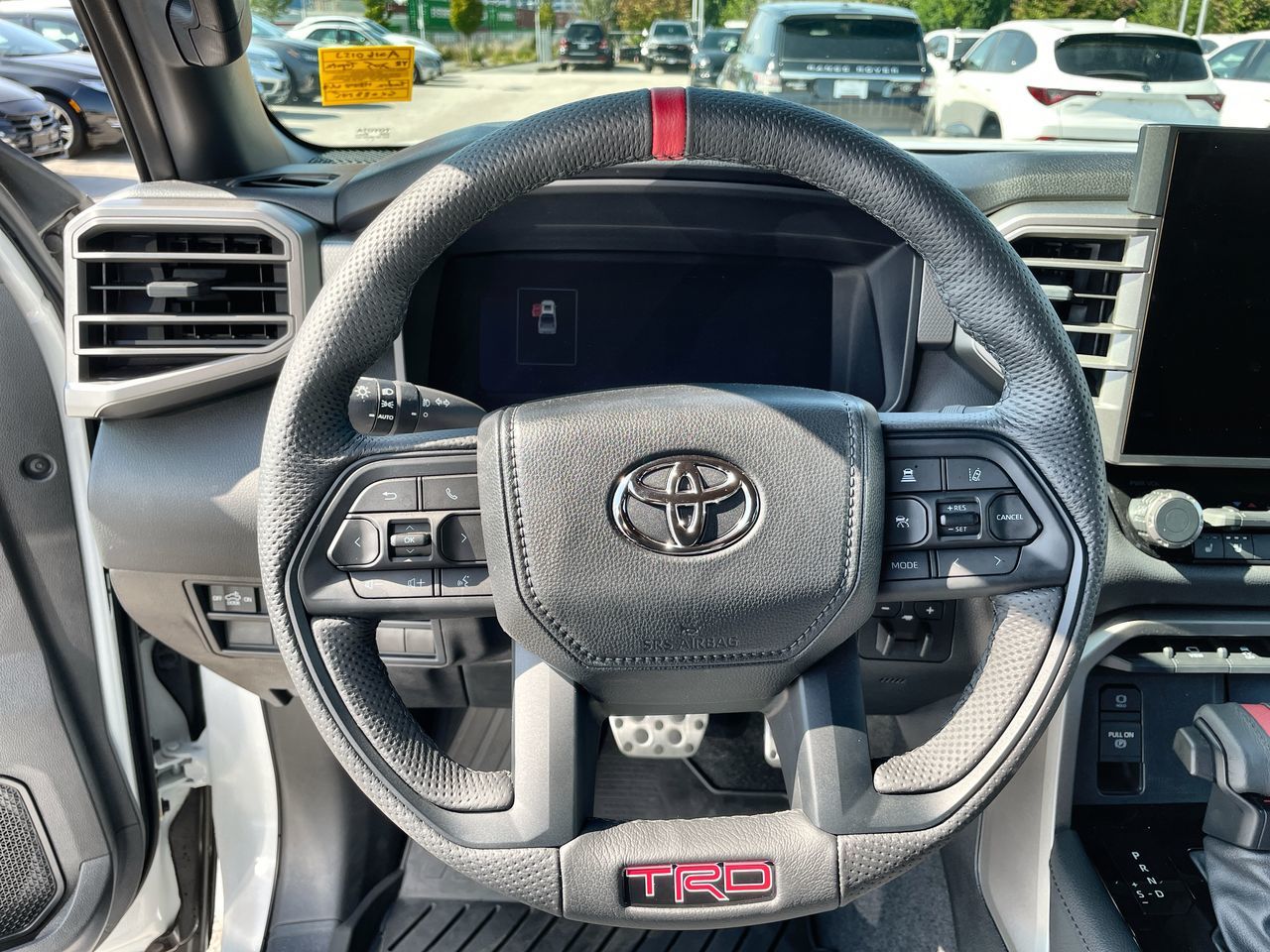 2025 Toyota TUNDRA HYBRID