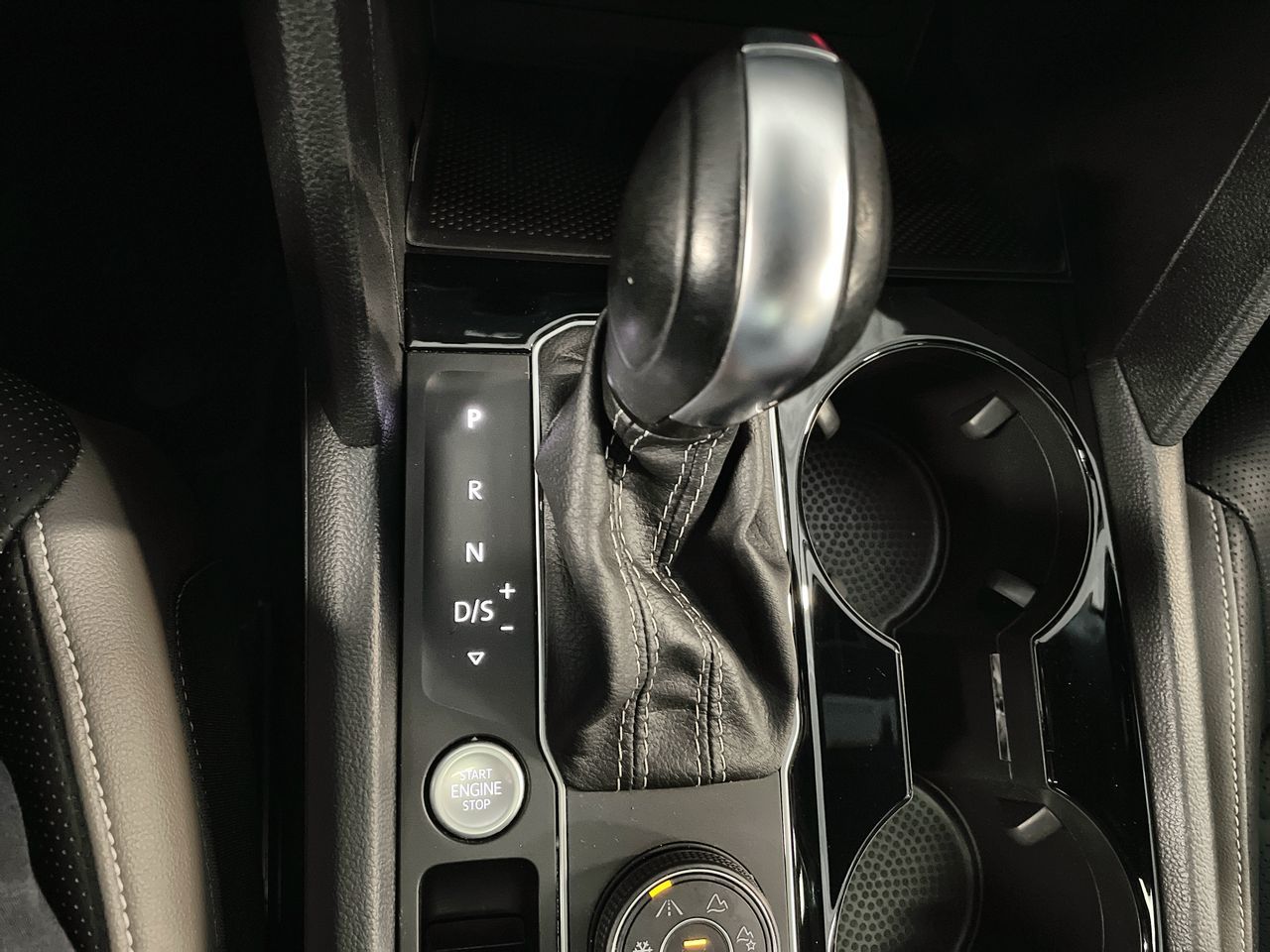 Volkswagen Atlas Cross Sport  2022 à Vancouver, Colombie-Britannique