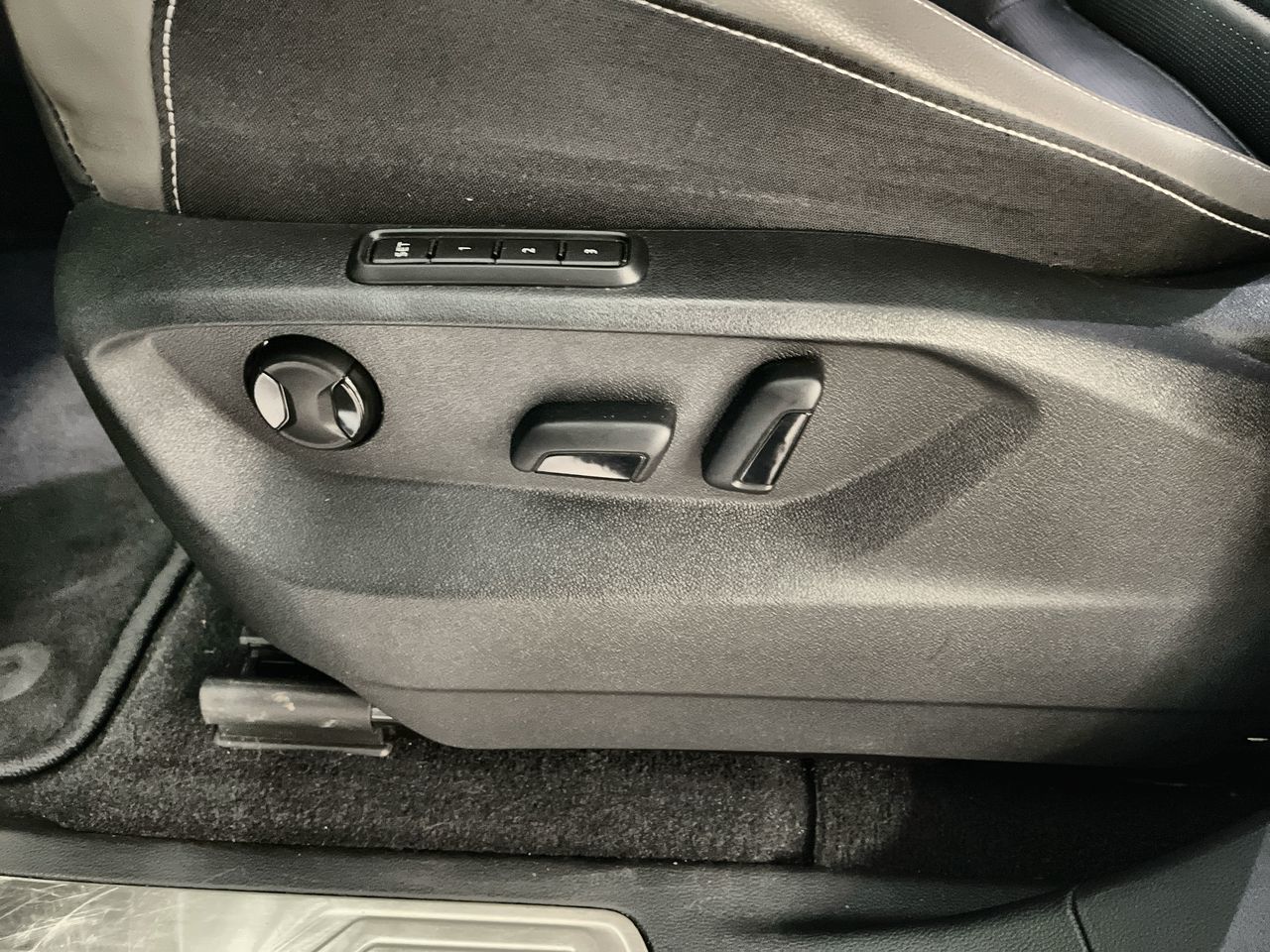 Volkswagen Atlas Cross Sport  2022 à Vancouver, Colombie-Britannique