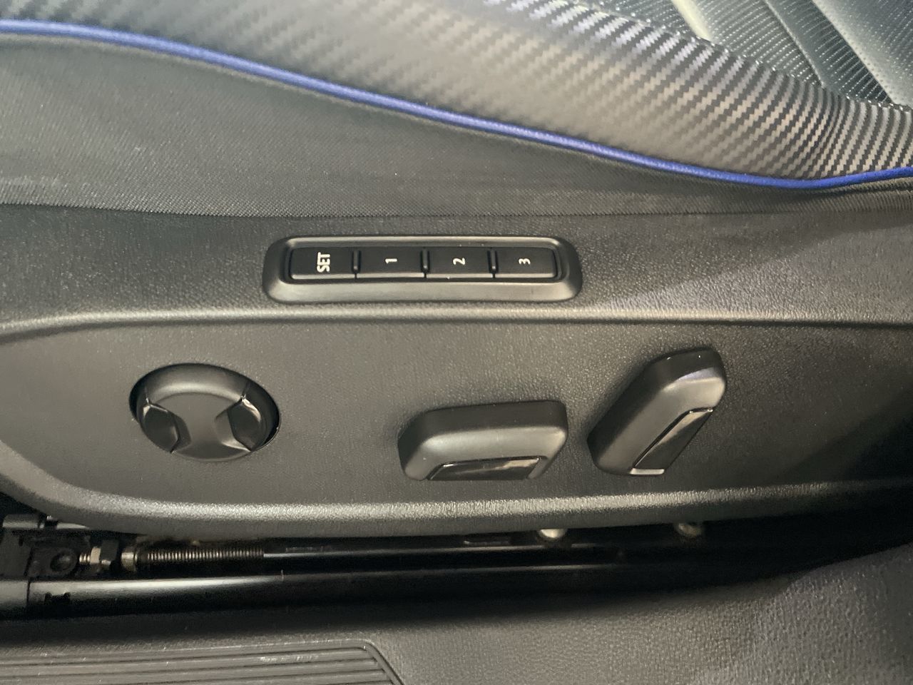 2022 Volkswagen Golf R
