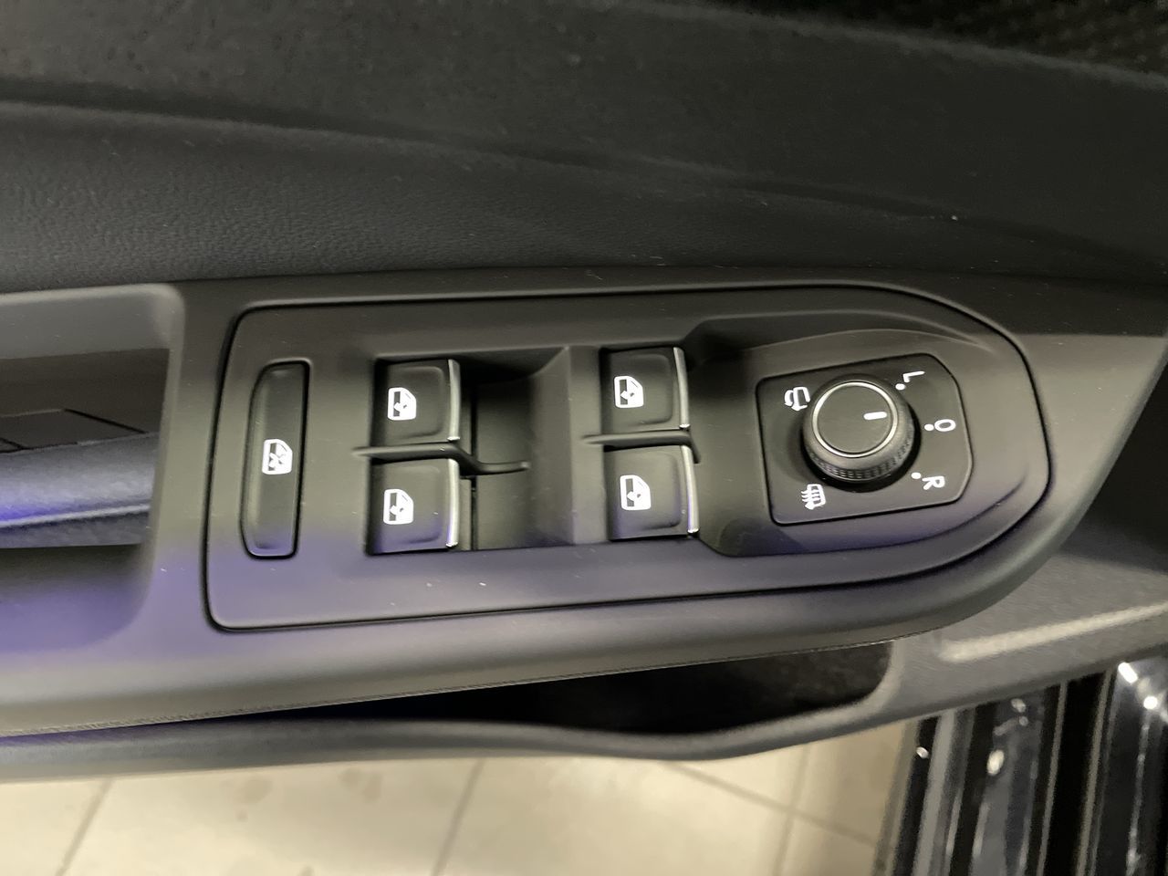 2024 Volkswagen Golf R