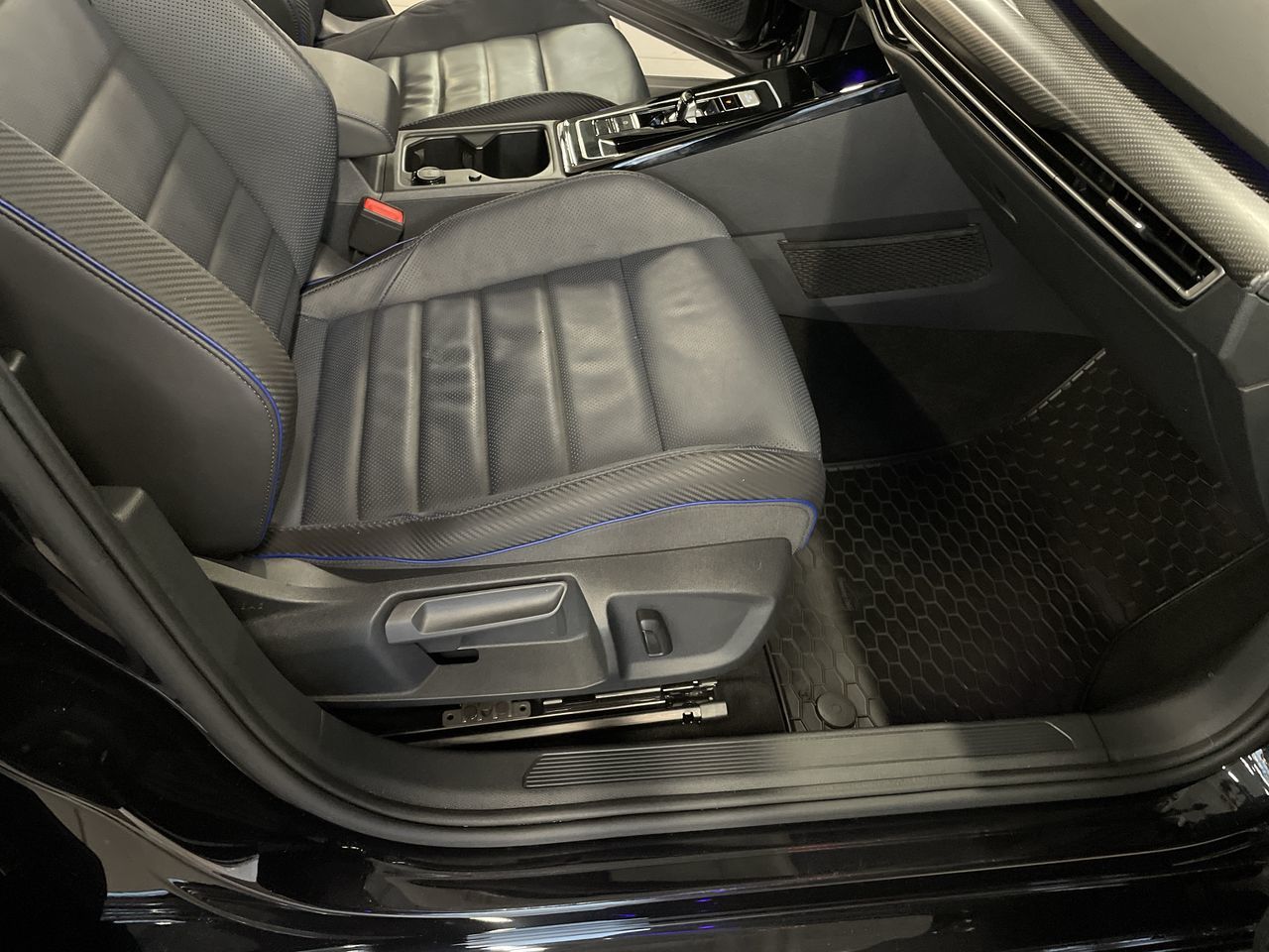 2024 Volkswagen Golf R