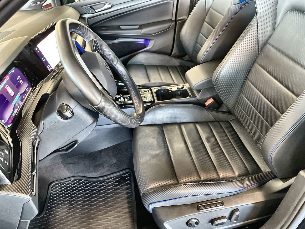 2024 Volkswagen Golf R in Vancouver, British Columbia