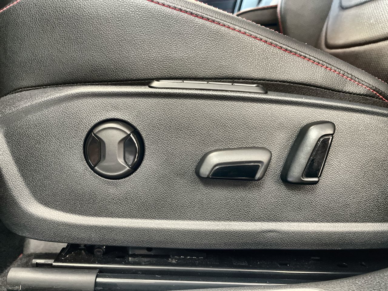 Volkswagen Jetta GLI  2024 à Vancouver, Colombie-Britannique