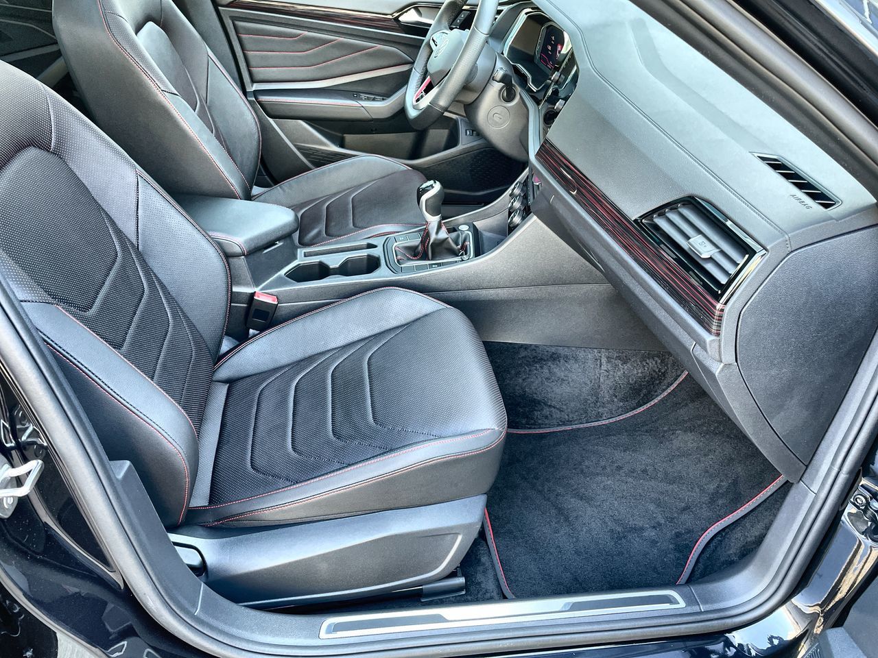 Volkswagen Jetta GLI  2024 à Vancouver, Colombie-Britannique