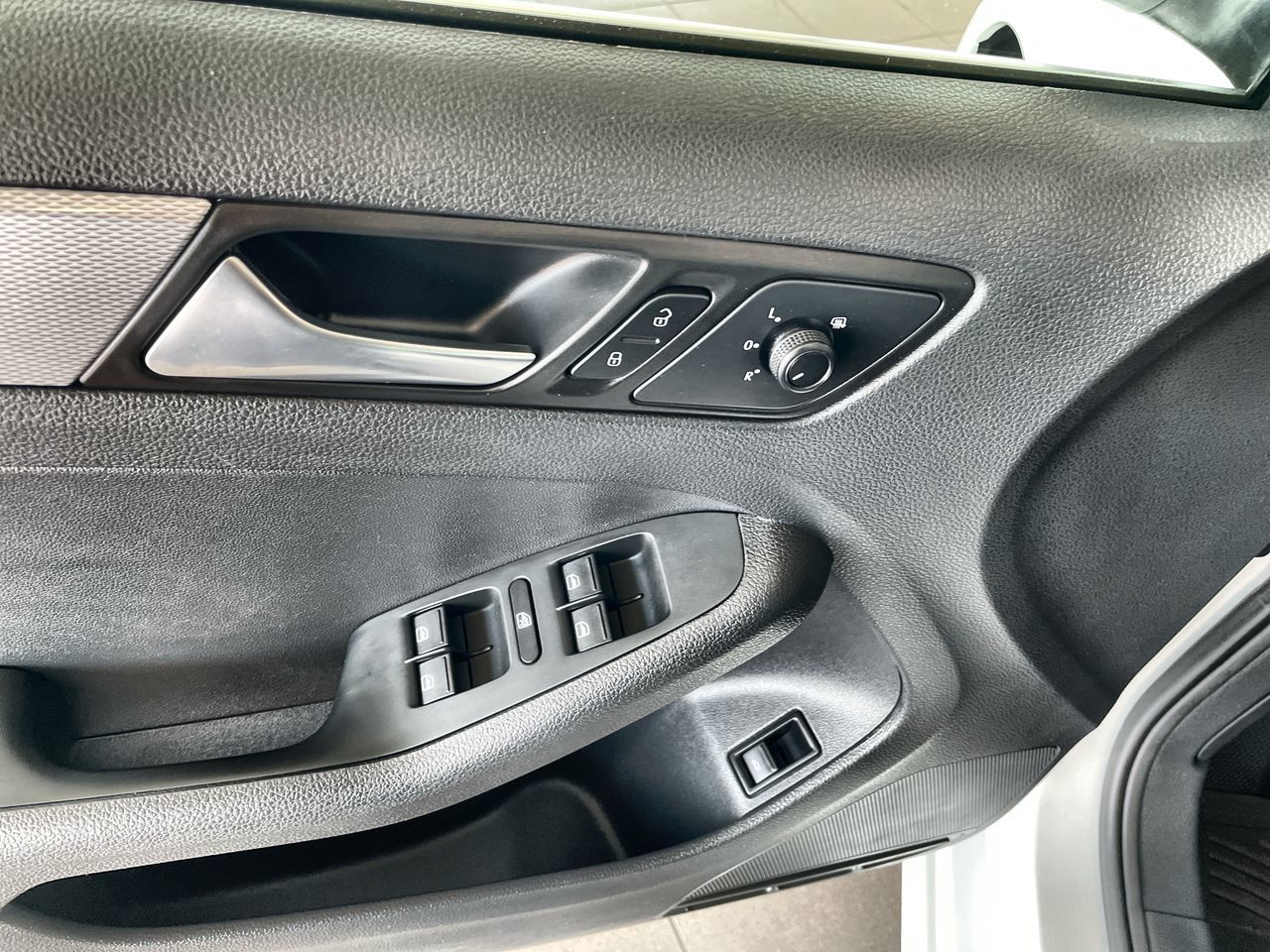 2016 Volkswagen Jetta in Vancouver, British Columbia