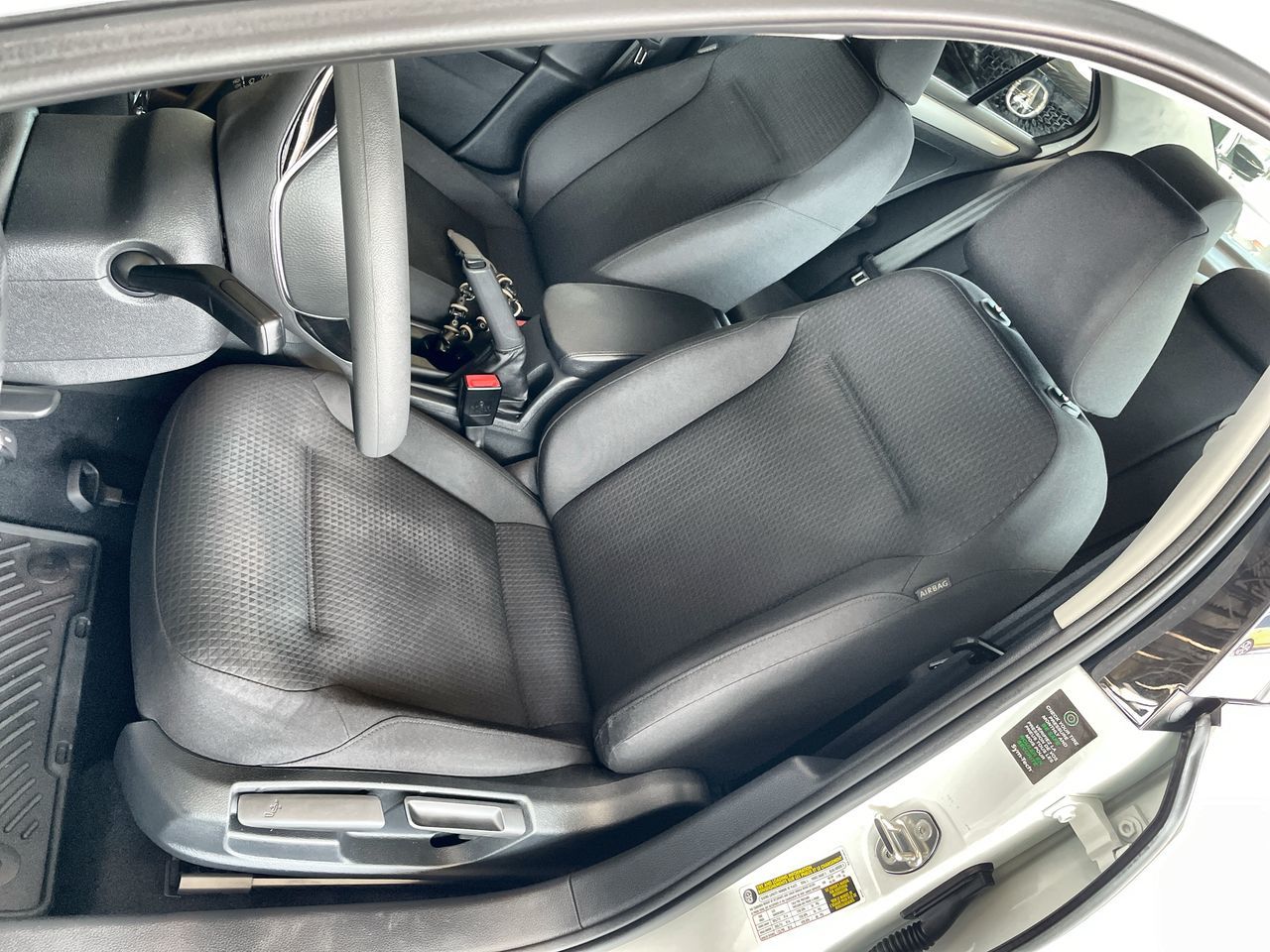 2016 Volkswagen Jetta in Vancouver, British Columbia