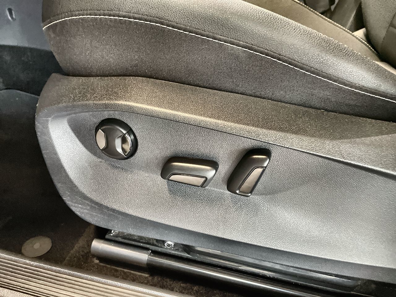 2024 Volkswagen Taos in Vancouver, British Columbia