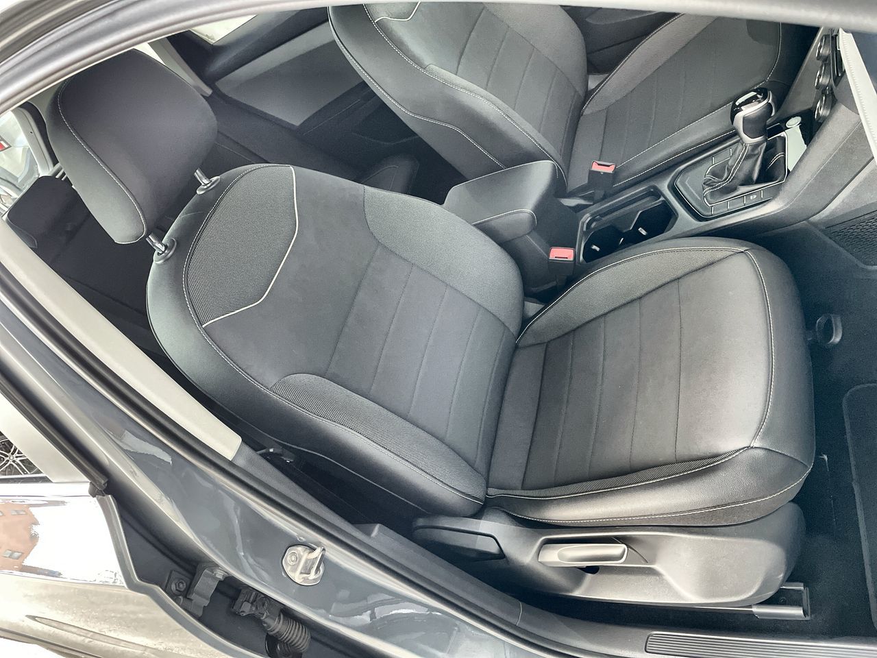 2024 Volkswagen Taos in Vancouver, British Columbia