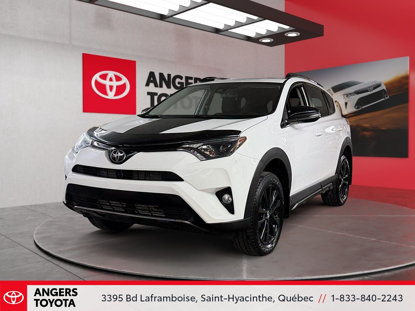 2018 Toyota RAV4 à vendre à Saint-Hyacinthe