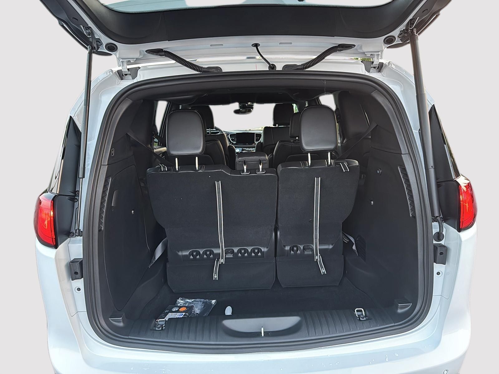 Photo 2026 Chrysler Grand Caravan SXT #7