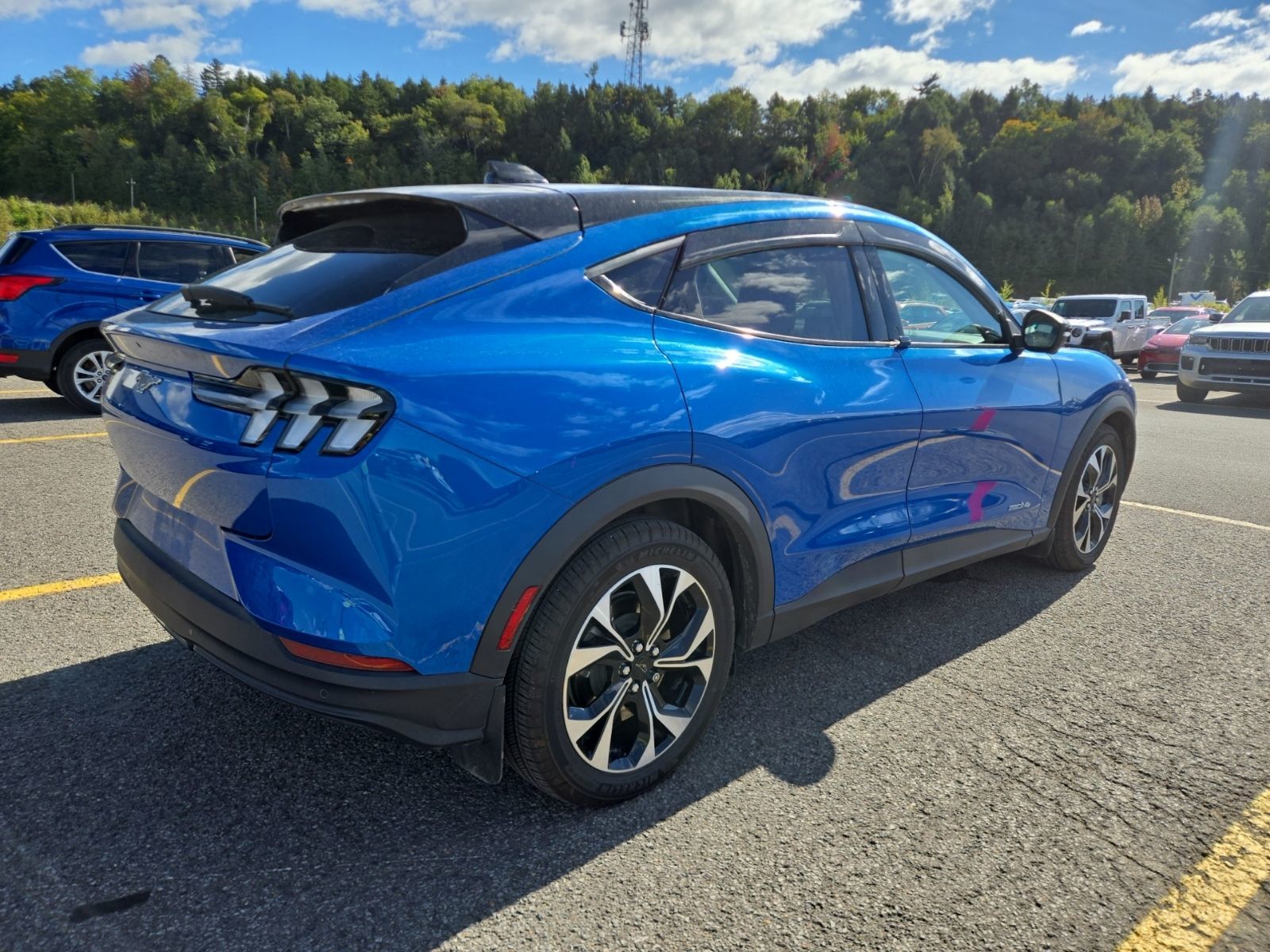 Photo 2025 Ford Mustang Mach-E SELECT AWD #7