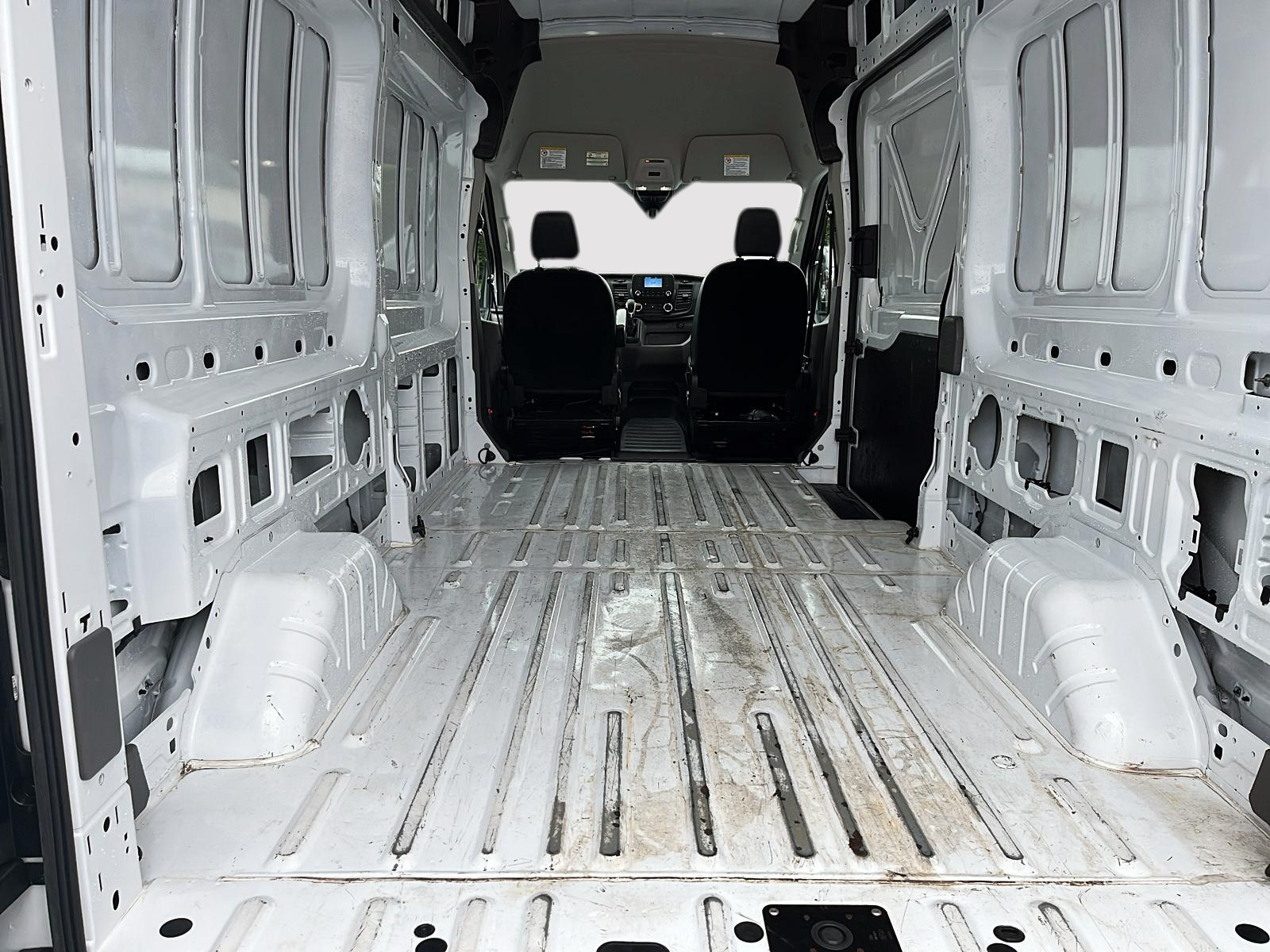 Photo Ford Transit Cargo Van HIGH ROOF 2500 AWD 2025 #6