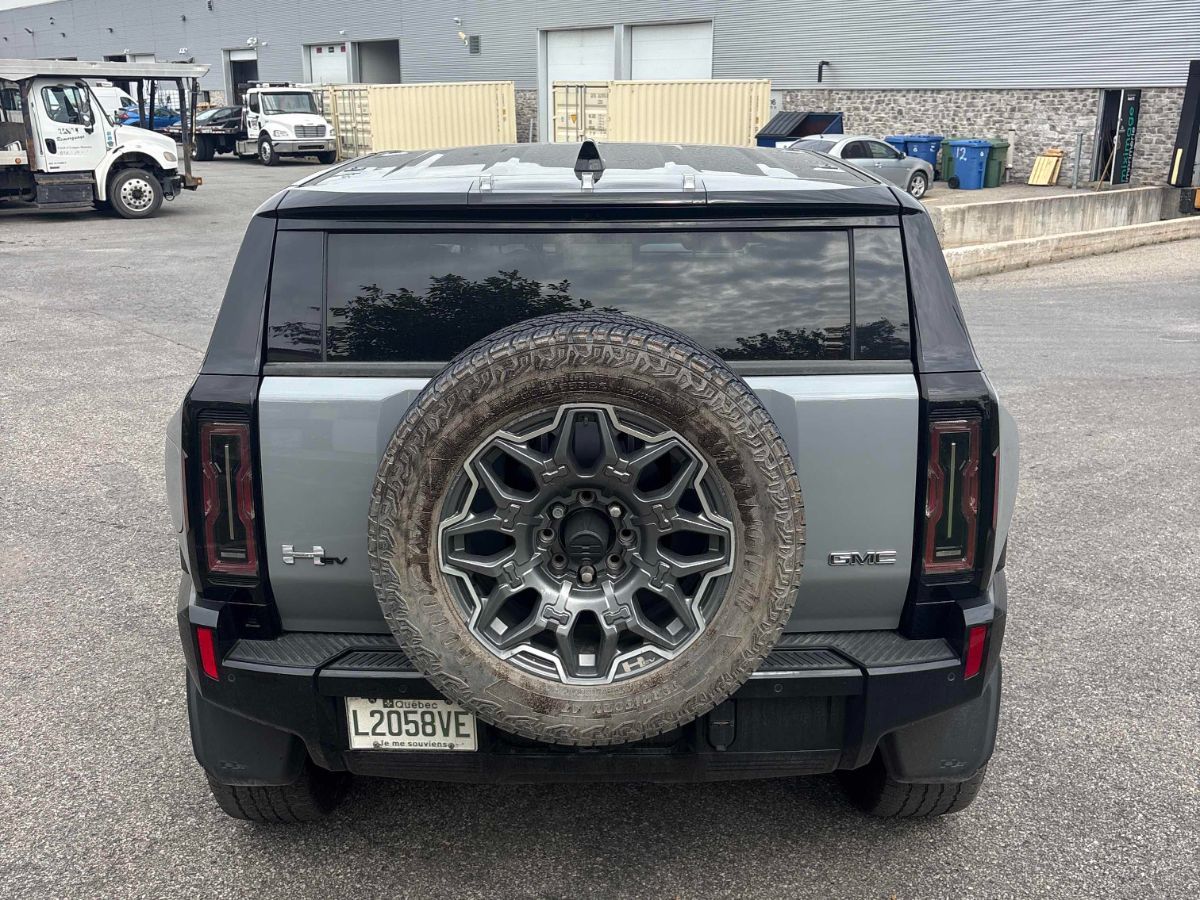 Photo 2024 GMC HUMMER EV SUV 3X e4WD #3
