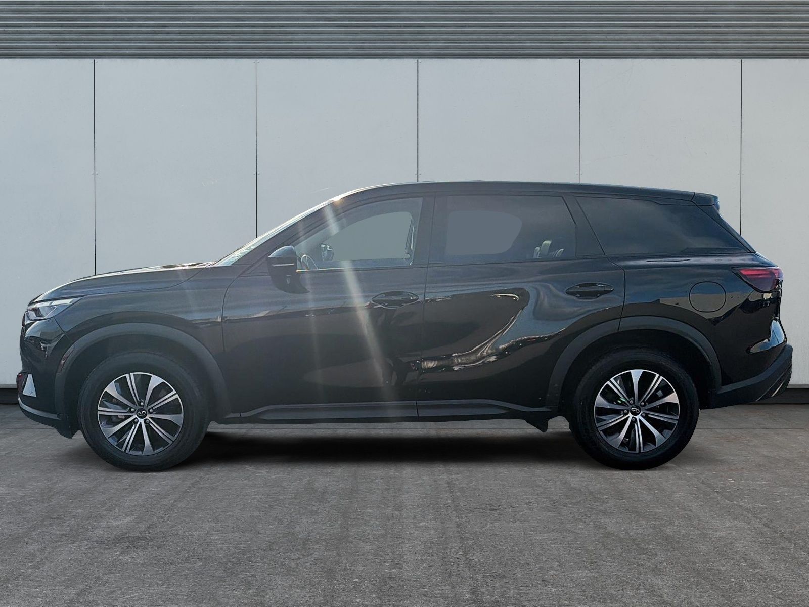 Photo Infiniti QX60 PURE AWD TOIT-PANORAMIQUE 2024 #5