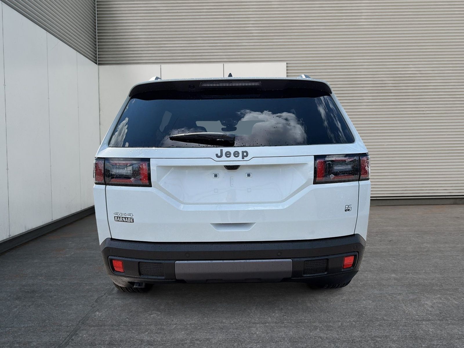 Photo Jeep Cherokee 85TH ANNIVERSARY 2026 #3