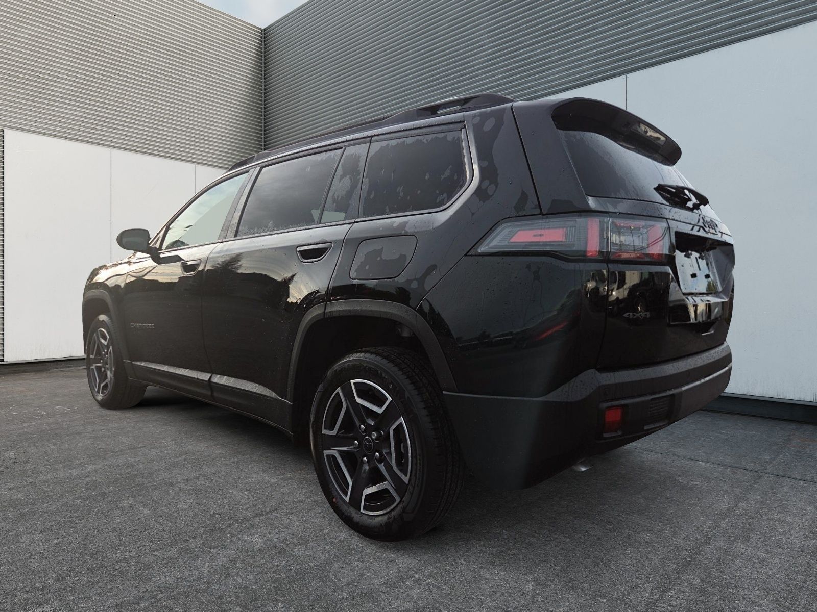 Photo 2026 Jeep Cherokee LAREDO #4