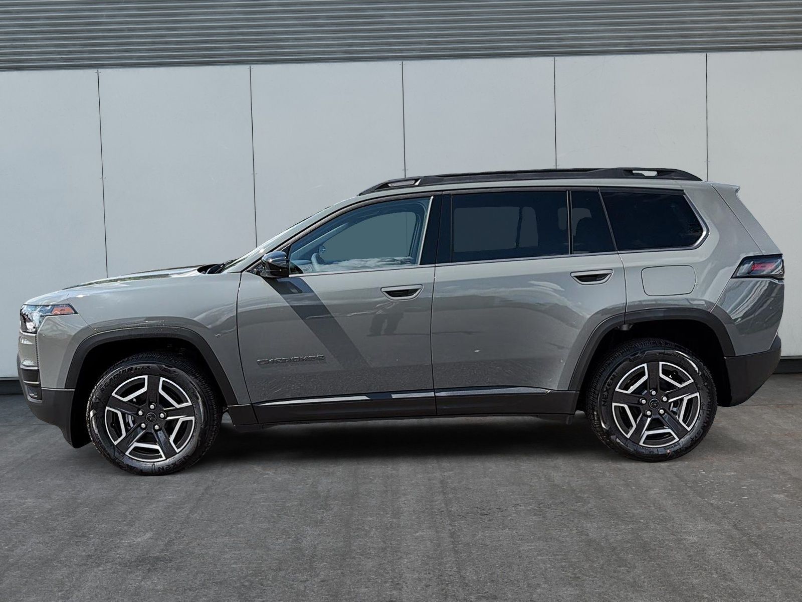 Photo 2026 Jeep Cherokee LAREDO #5