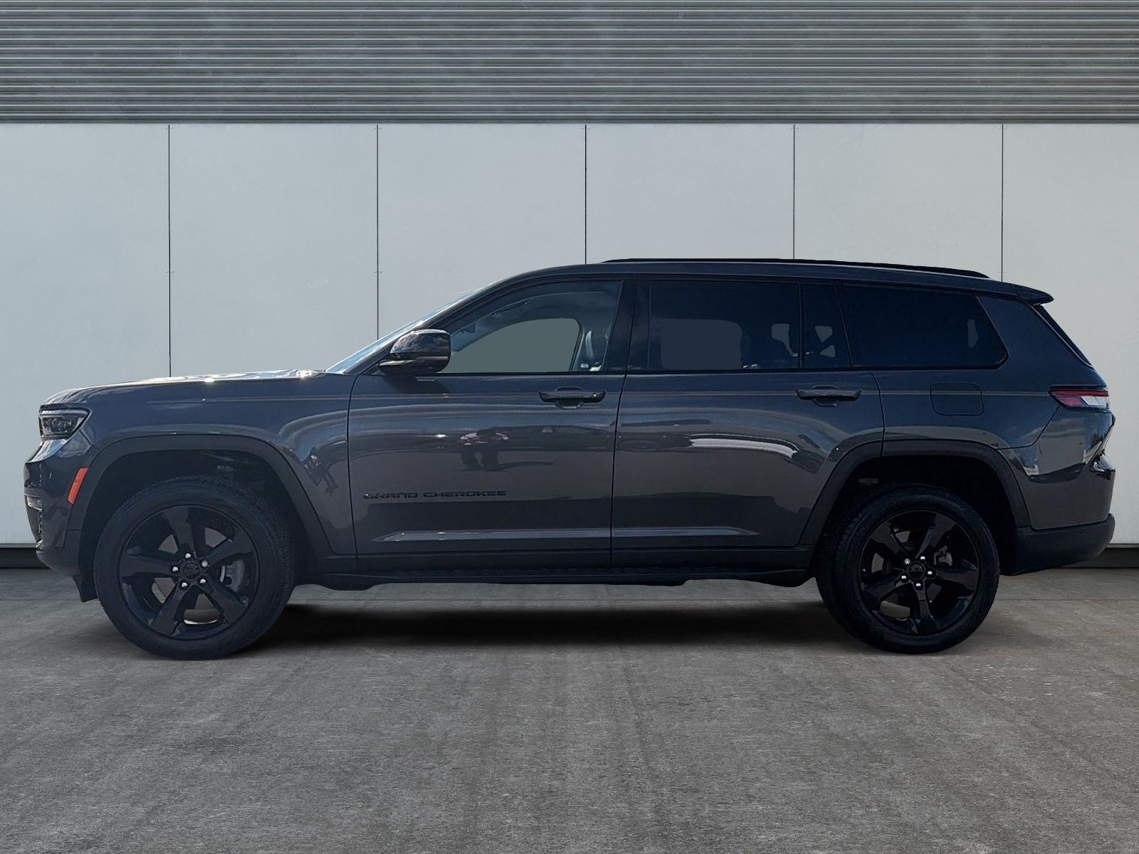 Photo 2023 Jeep Grand Cherokee L Limited #5