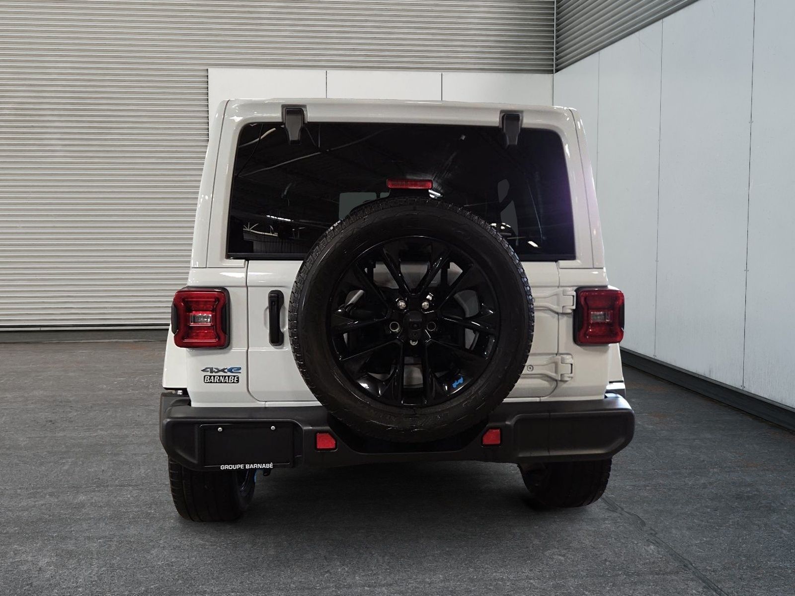 Photo Jeep Wrangler 4xe UNLIMITED SAHARA | TOIT SKY ONE TOUCH 2022 #3