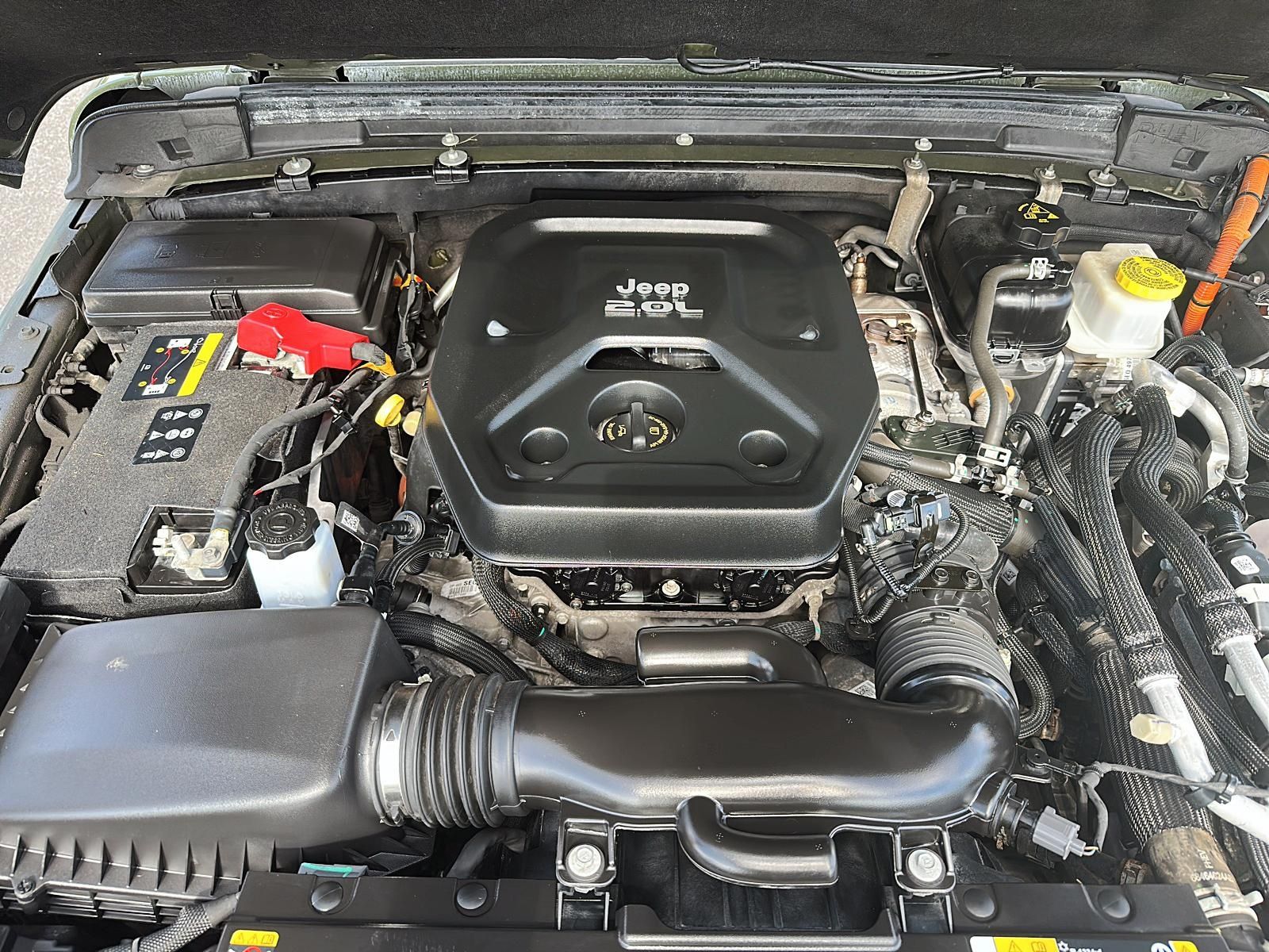 Photo 2022 Jeep Wrangler 4XE SAHARA 4XE | CUIR BRUN #8
