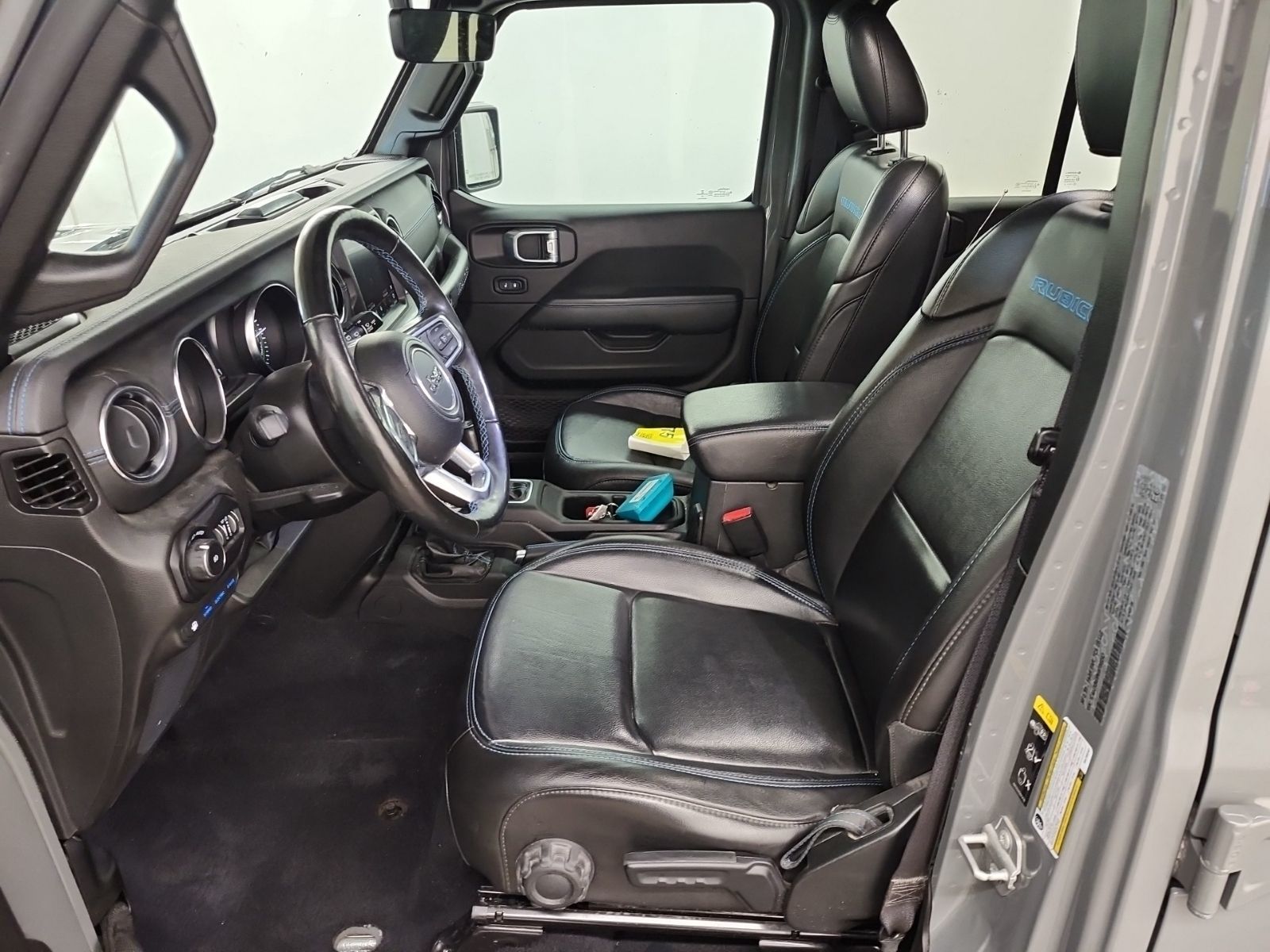 Photo 2022 Jeep Wrangler 4xe Unlimited Rubicon 4XE SKY ONE-TOUCH #5