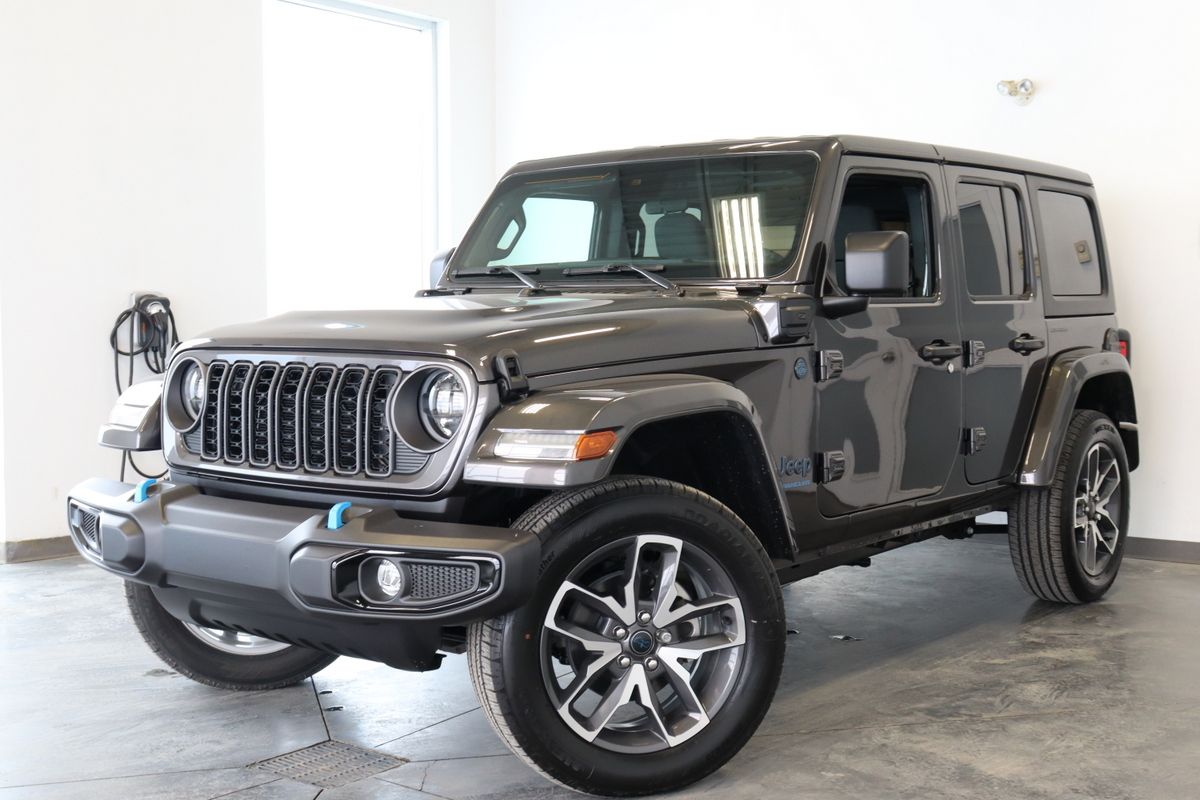 Barnabé Chrysler StJean à StJeanSurRichelieu Jeep Wrangler 4xe