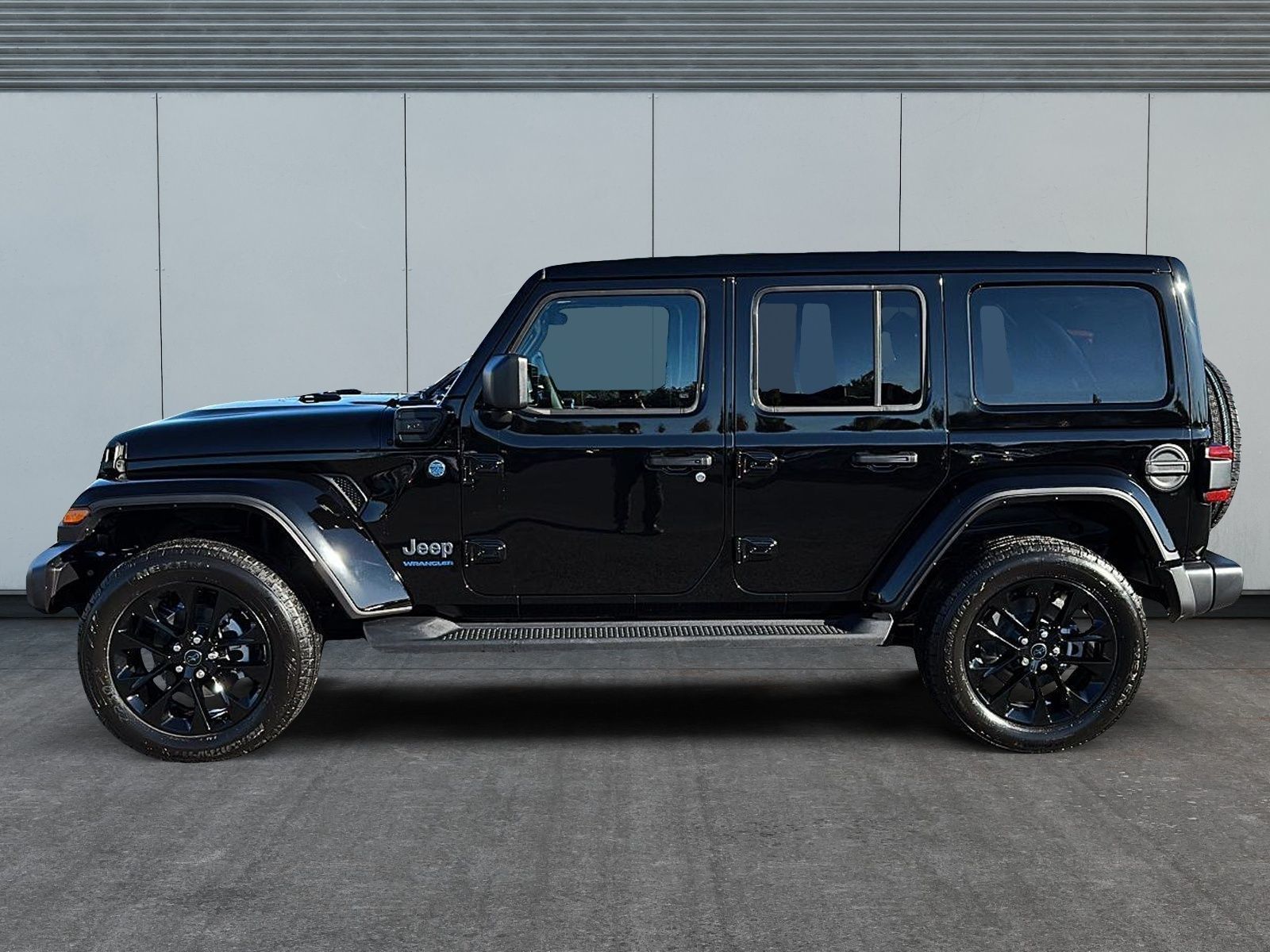 Photo 2025 Jeep Wrangler 4xe Sahara #3