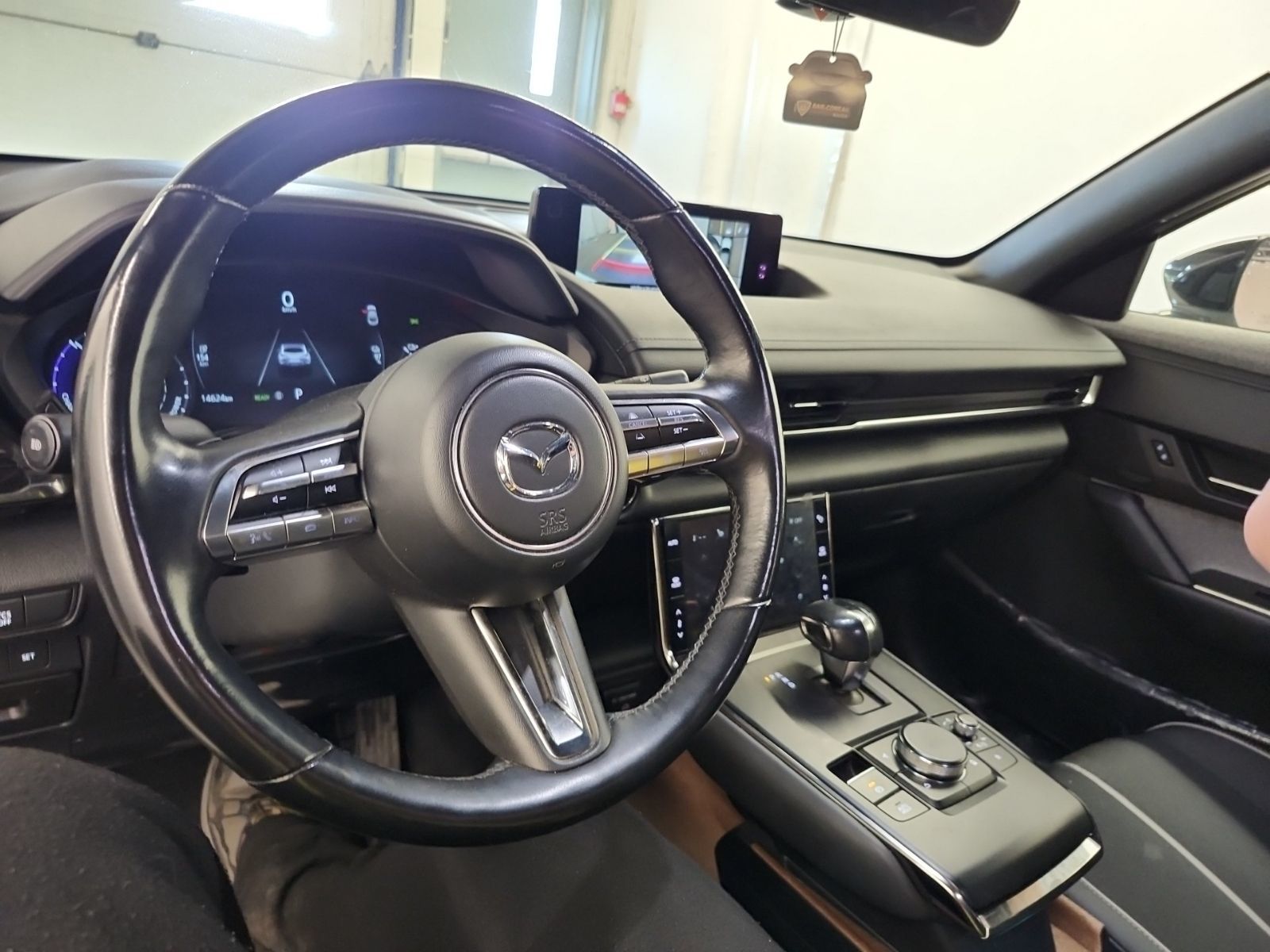 Photo 2023 Mazda MX-30 EV GT TOIT-OUVRANT - AUDIO BOSE #5