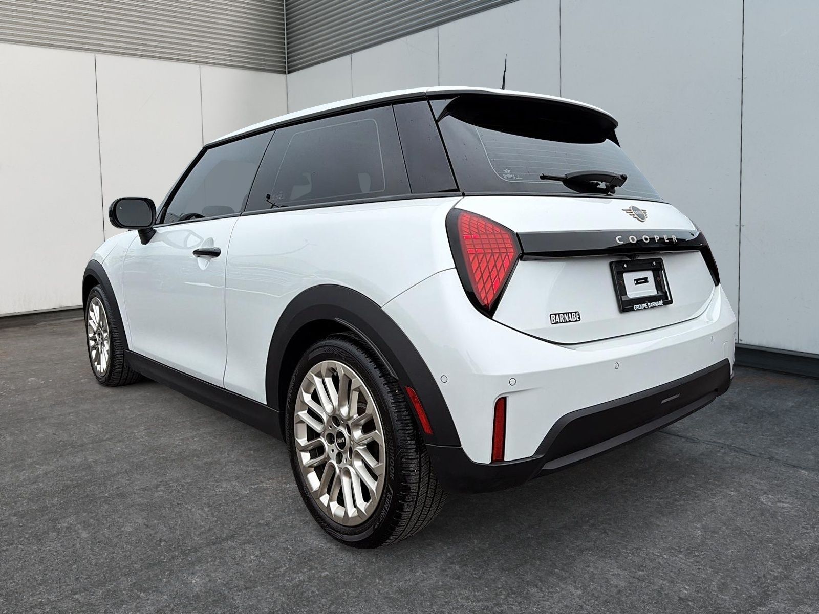 Photo 2025 MINI 3 Door Cooper C #4