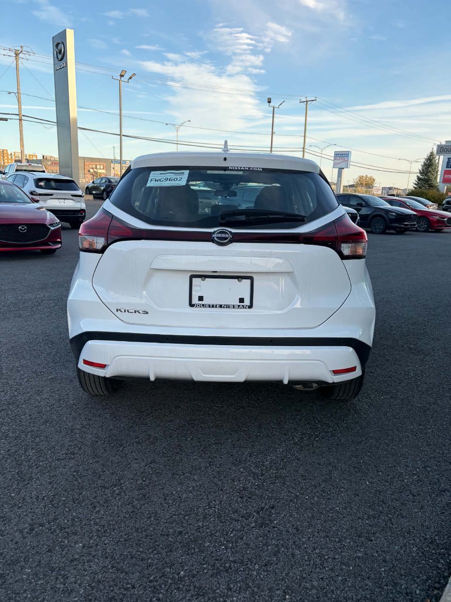 Photo 2024 Nissan Kicks S #5