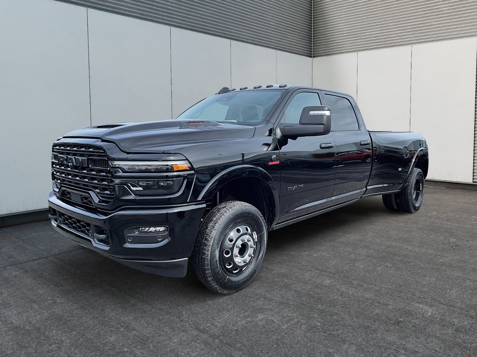 2026 RAM 3500 LIMITED