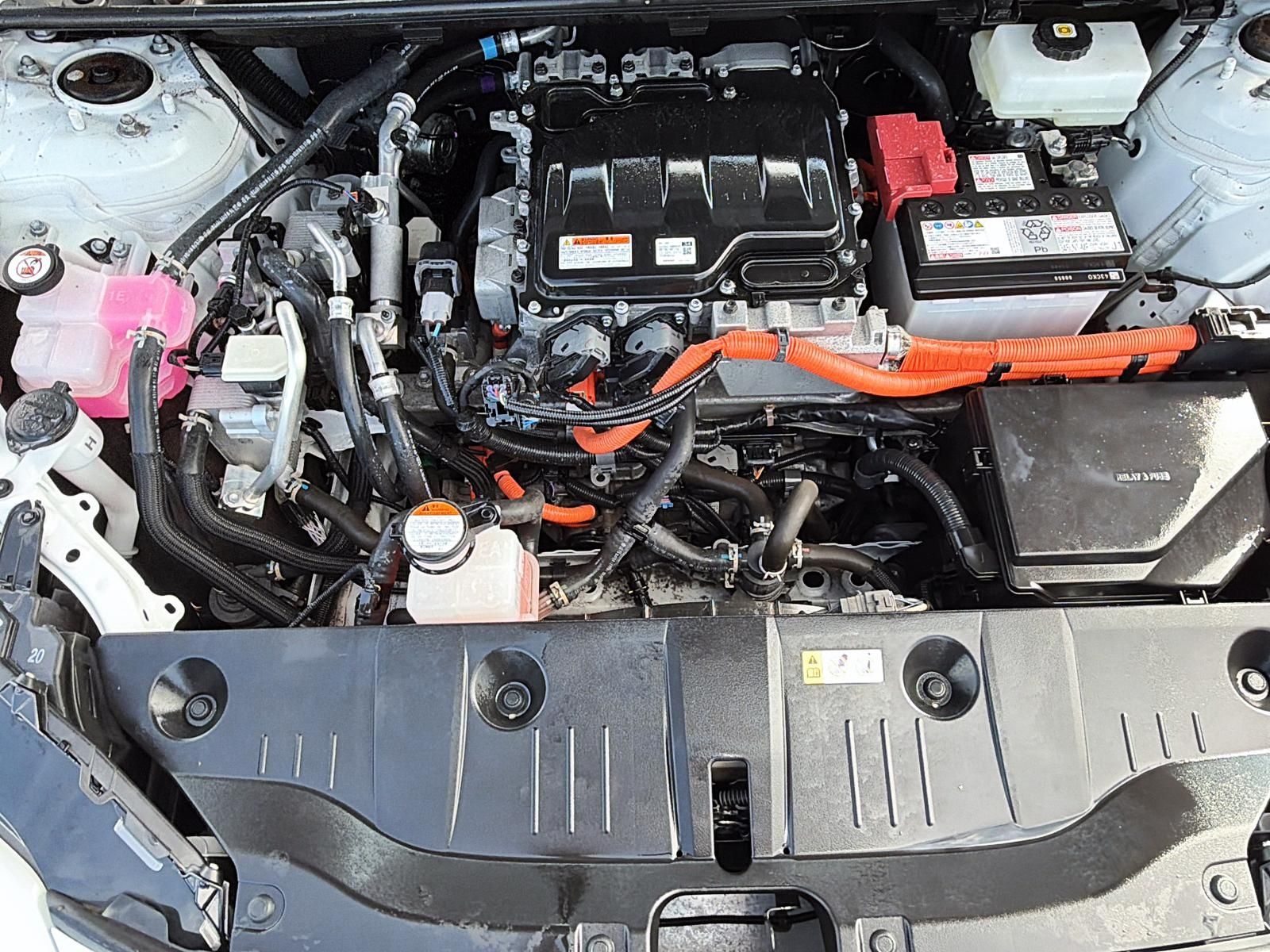 Photo 2023 Toyota BZ4X LE #8