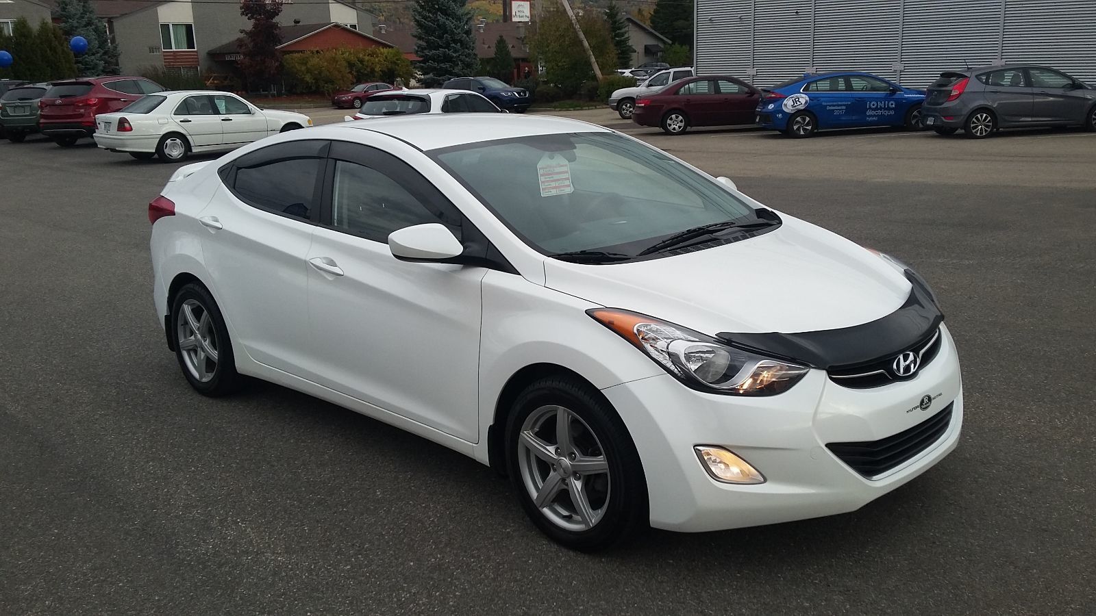 Hyundai Elantra: Towing service Hyundai Elantra: Towing service