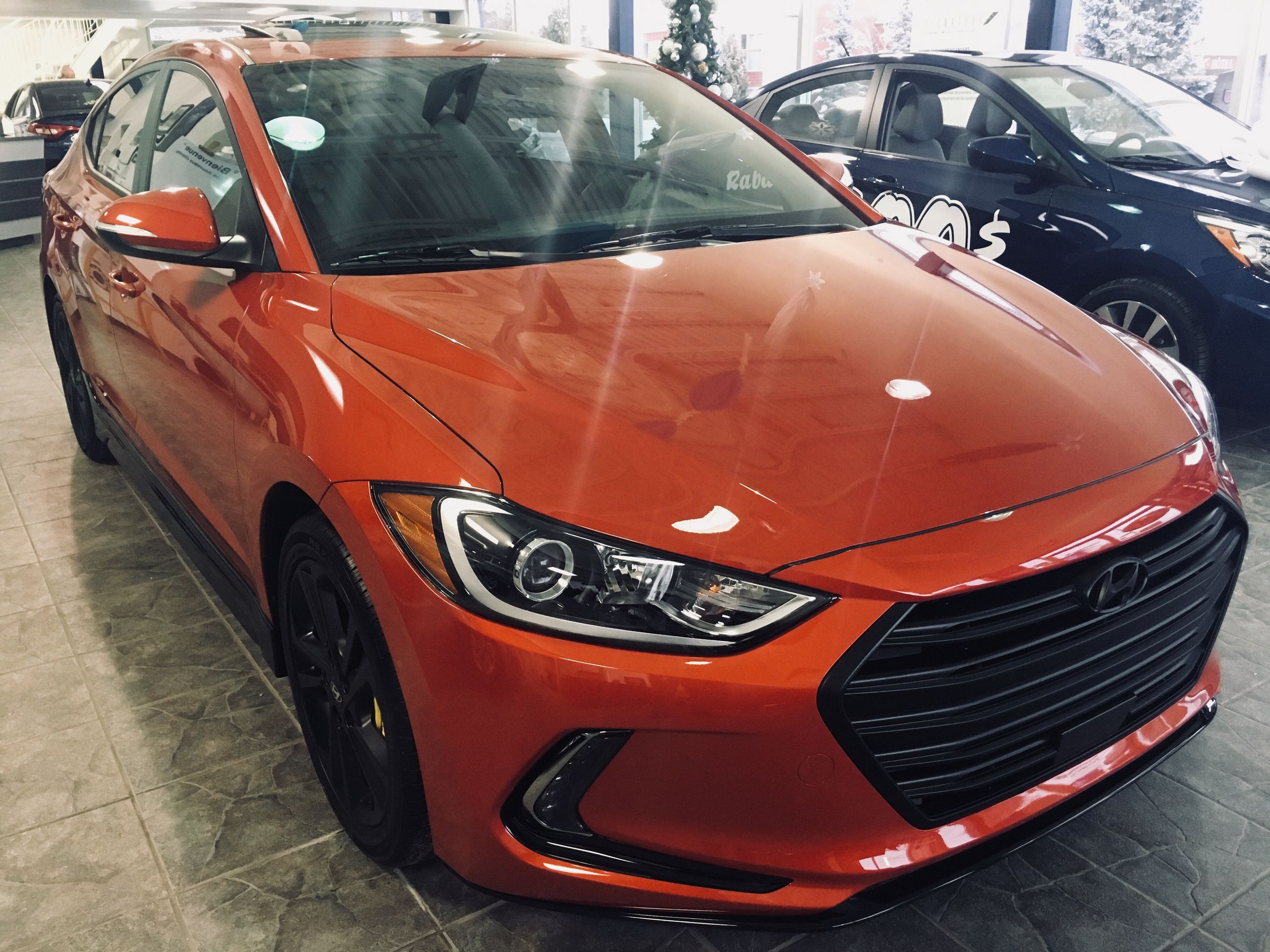 Hyundai Elantra: Towing service Hyundai Elantra: Towing service