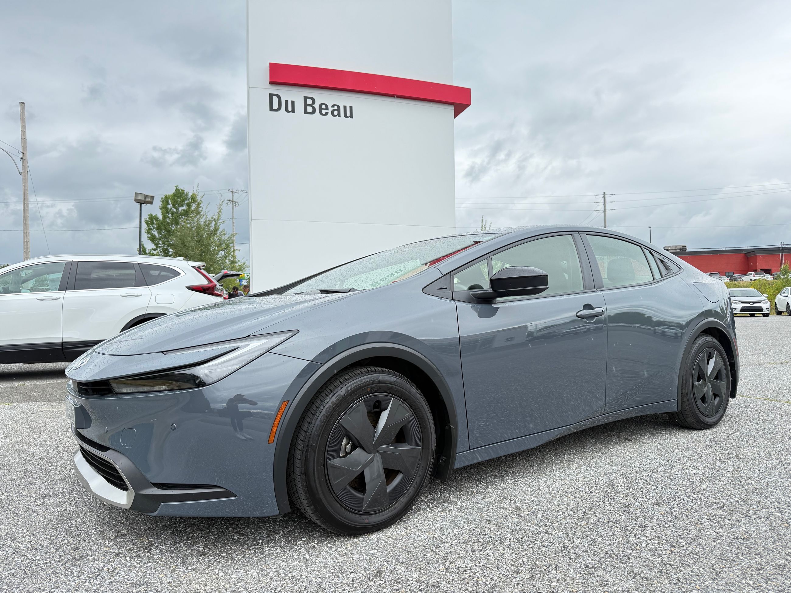 2024 Toyota Prius SE / AUTONOMIE ÉLECTRIQUE 74KM +- / COMME NEUVE