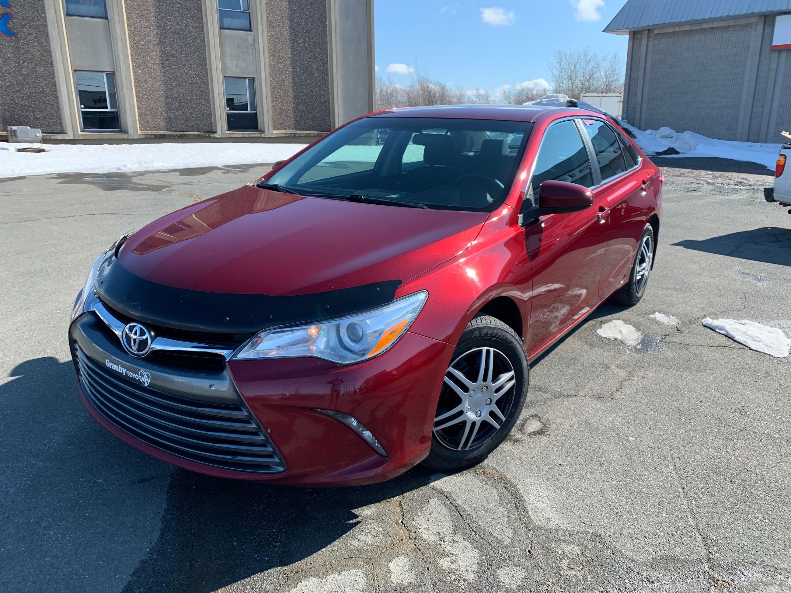 Granby Toyota Toyota Camry LE CAMERA BLUETOOTH AIR VITRE CRUISE 2015